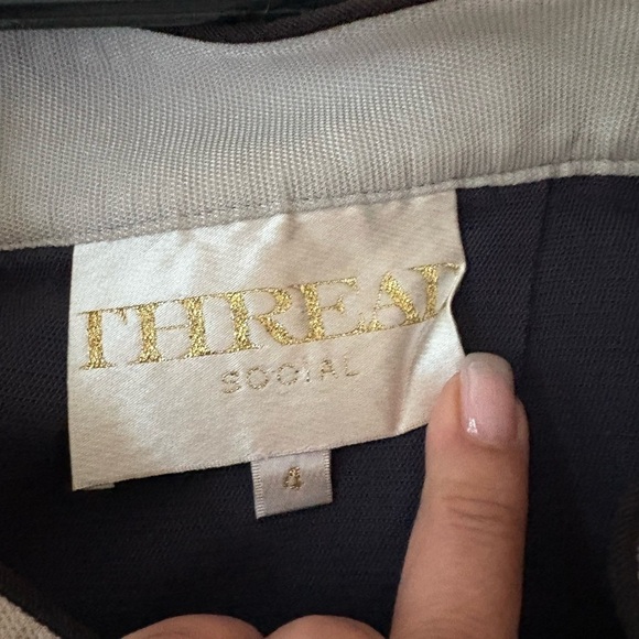 THREAD AND SUPPLY CARLTON SKIRT SIZE 4 two tone - Picture 3 of 3